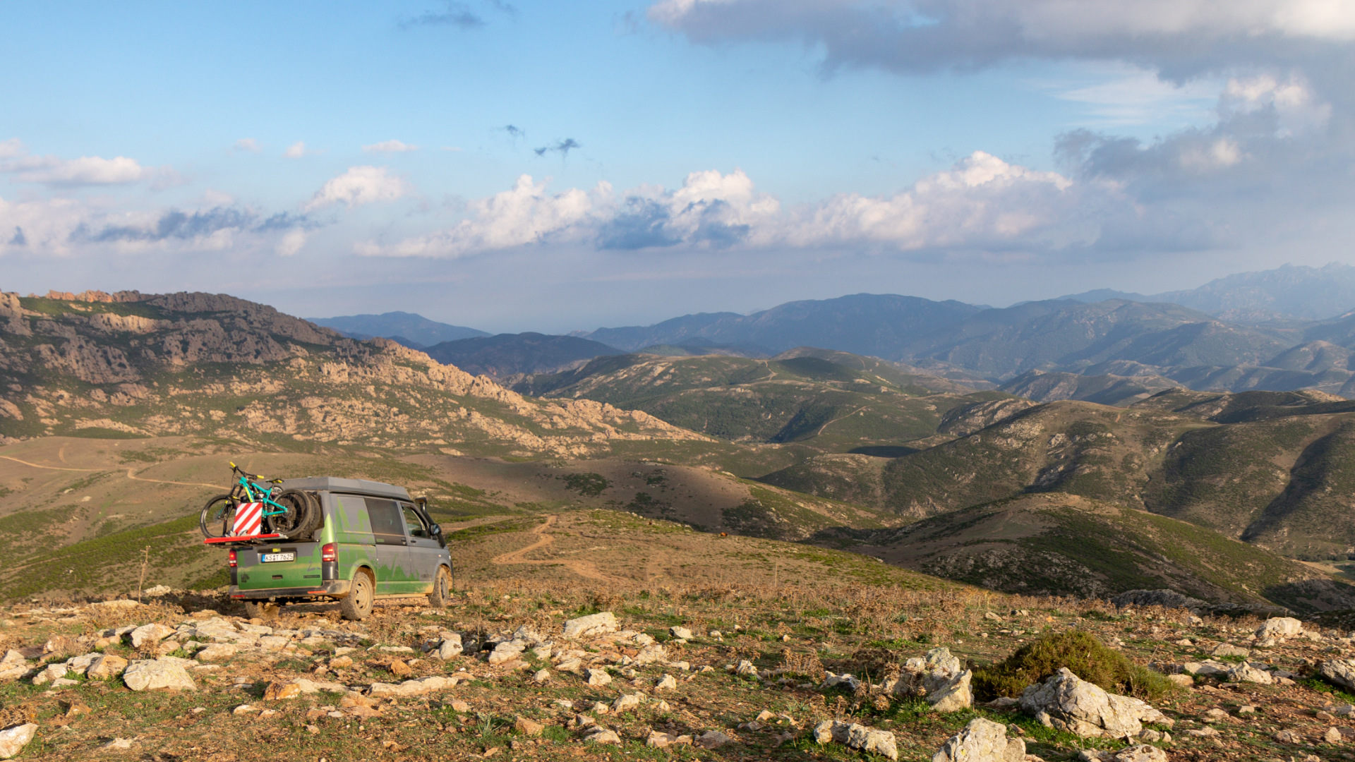 experience offroad reisen header Sardinien campervans 01